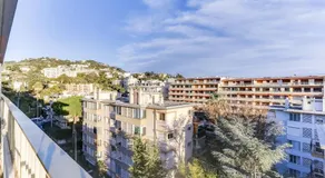 Immogroom - Renovated Apartment - Terrace - Ac - Wifi - Image 3