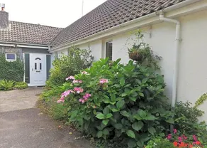 Riverside B&B - Image 2