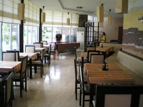 Sun Village Apartcomplex - Image 4