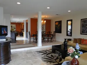 Luxury 4-Bedroom Lakefront Villa with Boat near Laguna Beach - Image 2
