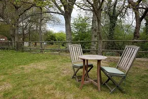 West Lodge B & B - Image 2