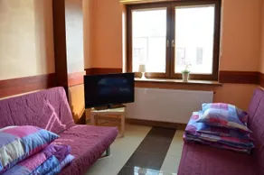 Zloty Dab Hostel Pokoje - Image 3