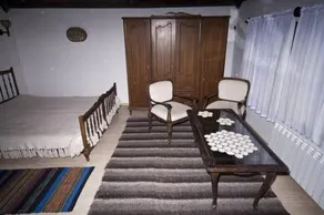 Hadji Ognyanova Guest House - Image 5