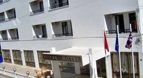 Budak Hotel - Image 2