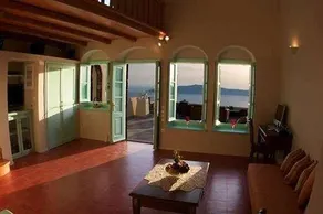 Santorini Luxury Villas - Image 2