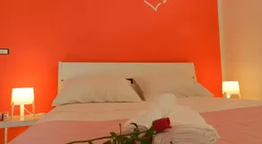 Rainbow Holiday Home - Image 2