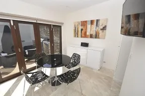 Ultimo Self-Contained Three-Bedroom House 25ADA - Image 2