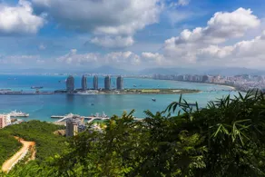 Sanya Fenglin Night Theme Hotel - Image 3