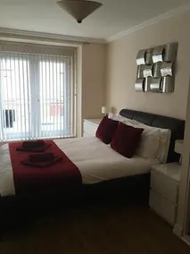 Luxury Apartments With Allocated Parking - Image 4
