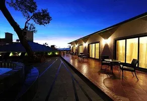 Fountain Village - Image 2