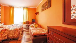Gosciniec Turaj - Image 4