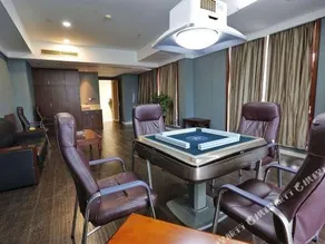 Dragon Dream Hotel - Image 2