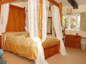 Rangeworthy Court Hotel - Image 3
