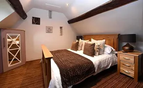 Ye Olde Punchbowl Inn - Image 4