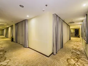 Xindu Business Hotel - Image 4