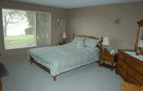 Ashbury Inn on the River Bed & Breakfast - Image 4