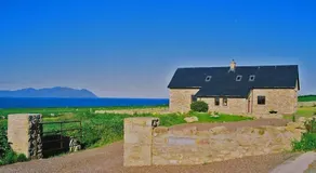 The Old School - Image 3