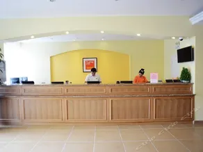 Home Inn - Image 3