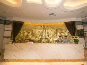 Gem Hotel - Image 4