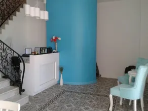 Gurup Hotel - Image 2