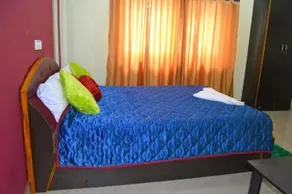 Hotel Kings Gateway - Image 3