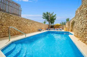 Ta' Salvu Holiday Home - Image 1