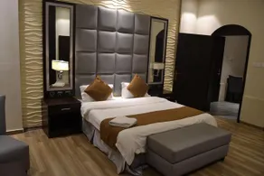 OYO 137 Prestige Suite Units - Image 3