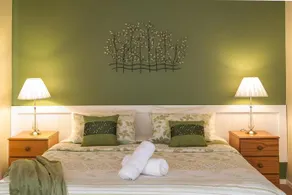 Hermitage Hideaway - Image 3