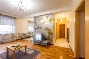 DayFlat na Tryohsvyatitelskoy 3 Apartments - Image 5