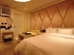Melissa Hotel - Image 2