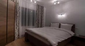 SEVEN HOUSE - Image 3