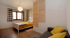 SeaYou Yellow House - Image 3