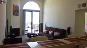 Hollywood Bowl Residence - Image 5
