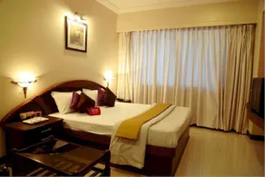 Oyo Rooms Pimpri Chowk - Image 3