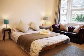 Bath Homestay - Image 5