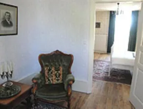 Petit Chateau Armand Bourgoin - Image 2