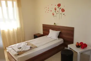Hotel Brilliance Varna - Image 5
