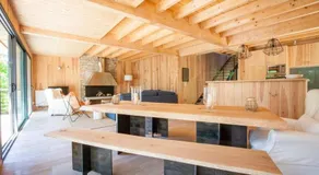 Jolie Villa En Bois Pour 10 Pers - Image 4