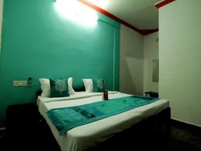 Spartan Inn by OYO Rooms - Image 3