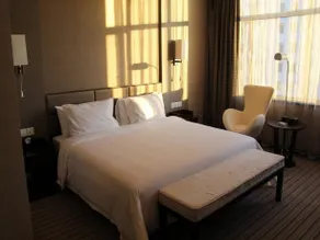 Mineral Hotel - Image 5