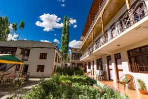 Rainbow Hostelier - Image 2