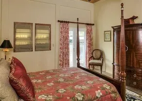 Island Manor - Image 4