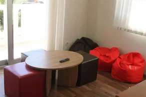 Cocoon Hostel - Image 2