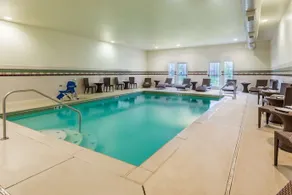 Larkspur Landing Extended Stay Suites St. Louis Riverport- Airport West - Image 4