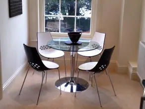 Douglas House - Image 4