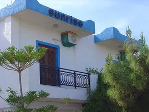 Sunrise Apartments - Image 4
