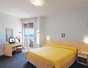 Hotel Maxim's - Image 4
