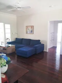 Friends Holiday House - Image 5