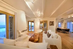 Stay Street - Image 5