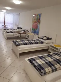 good bed Lotzwil - Image 3
